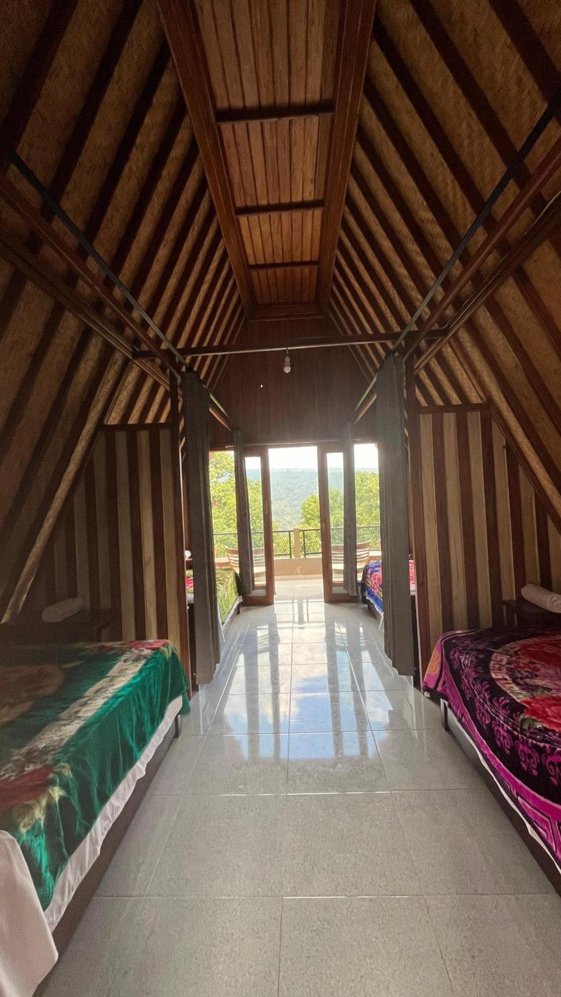 Puri Pilihani Hostel Munduk Exteriör bild