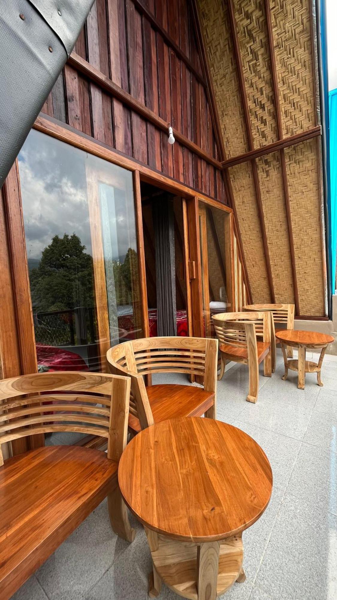 Puri Pilihani Hostel Munduk Exteriör bild
