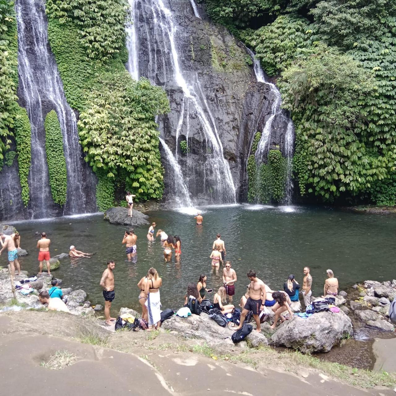 Puri Pilihani Hostel Munduk Exteriör bild