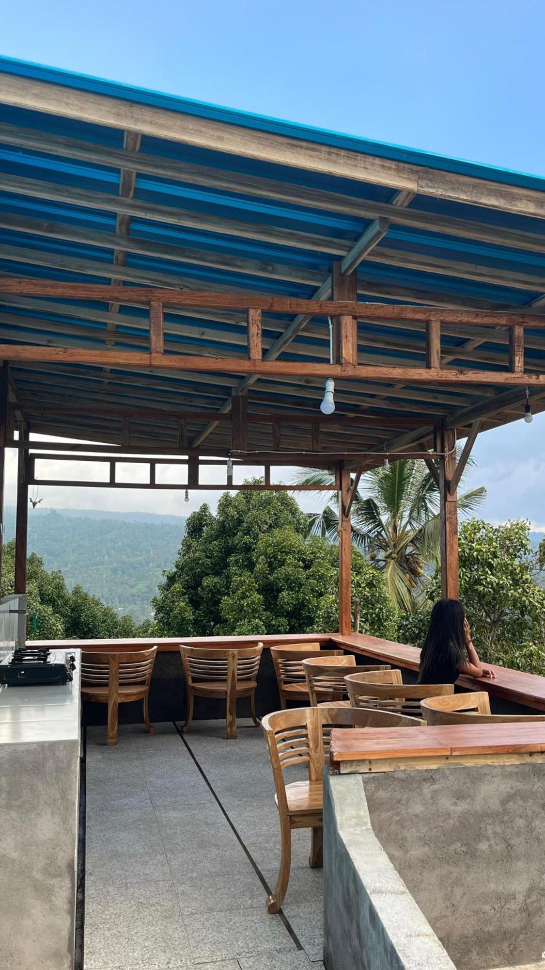 Puri Pilihani Hostel Munduk Exteriör bild