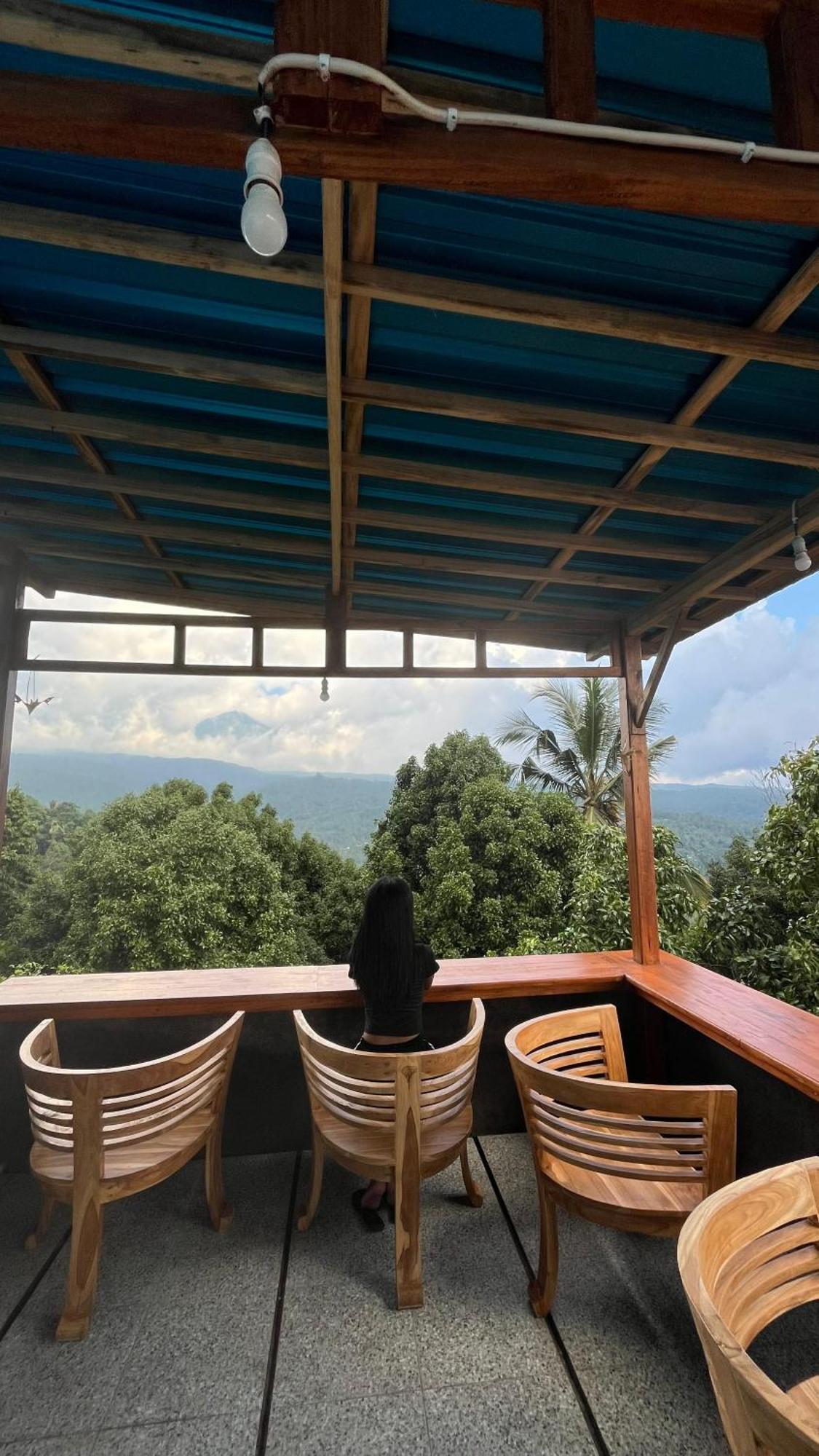 Puri Pilihani Hostel Munduk Exteriör bild